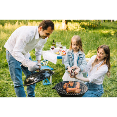 Zahradní gril na dřevěné uhlí s poklopem 37x37x44 cm